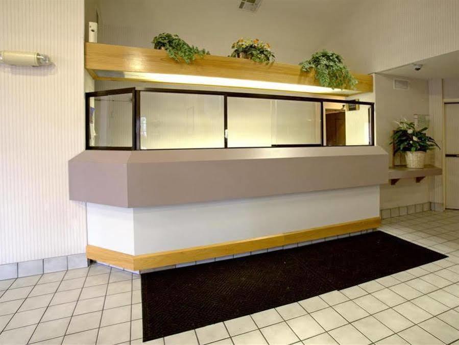 Americas Best Value Inn Addison Buitenkant foto
